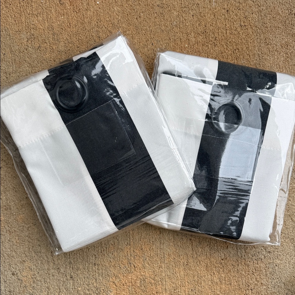 Frontgate Outdoor 96 x 50 Curtain Panels - Set of 2 - NWT
